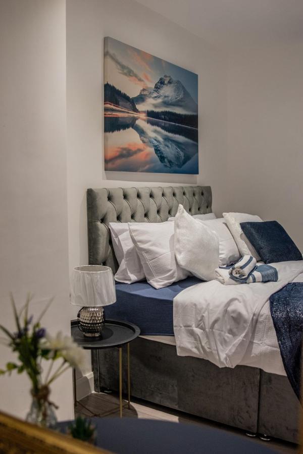 Bv Comfy Spacious 3 Bedroom House At Tatton Street Манчестер Экстерьер фото